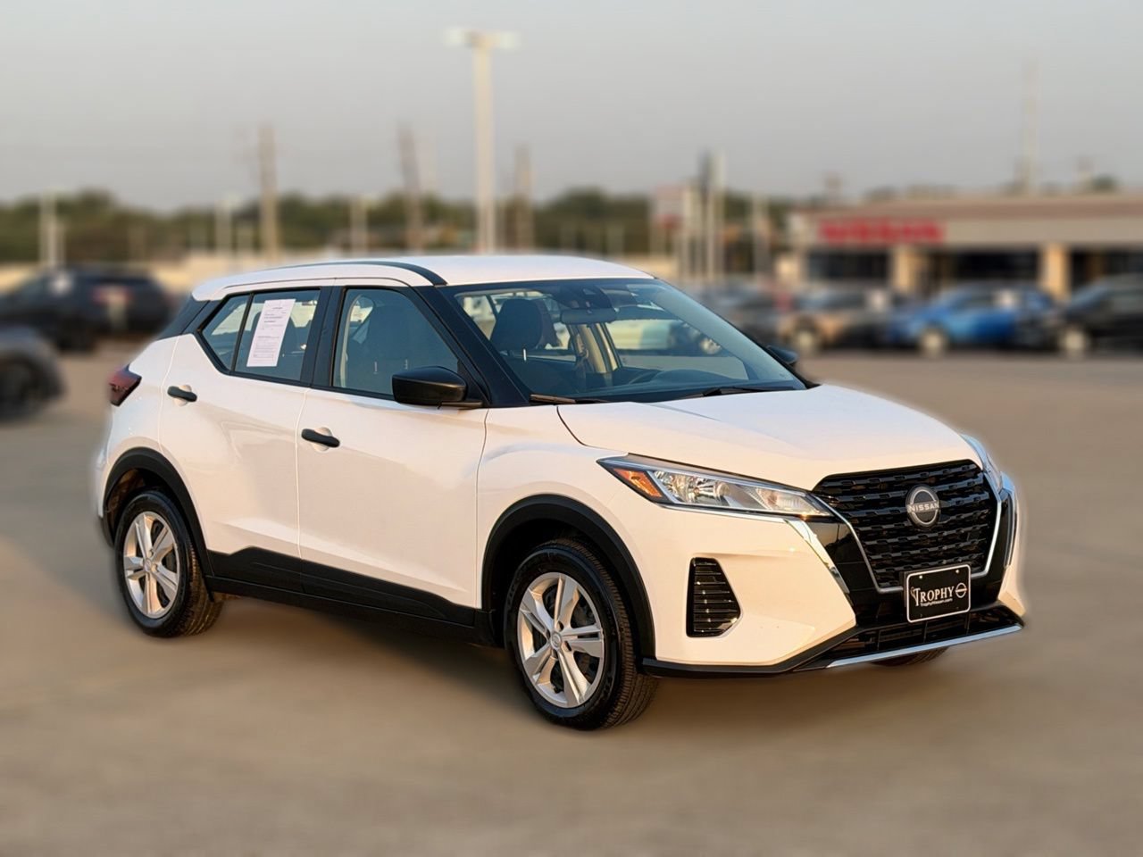 Certified 2023 Nissan Kicks S FWD image 5