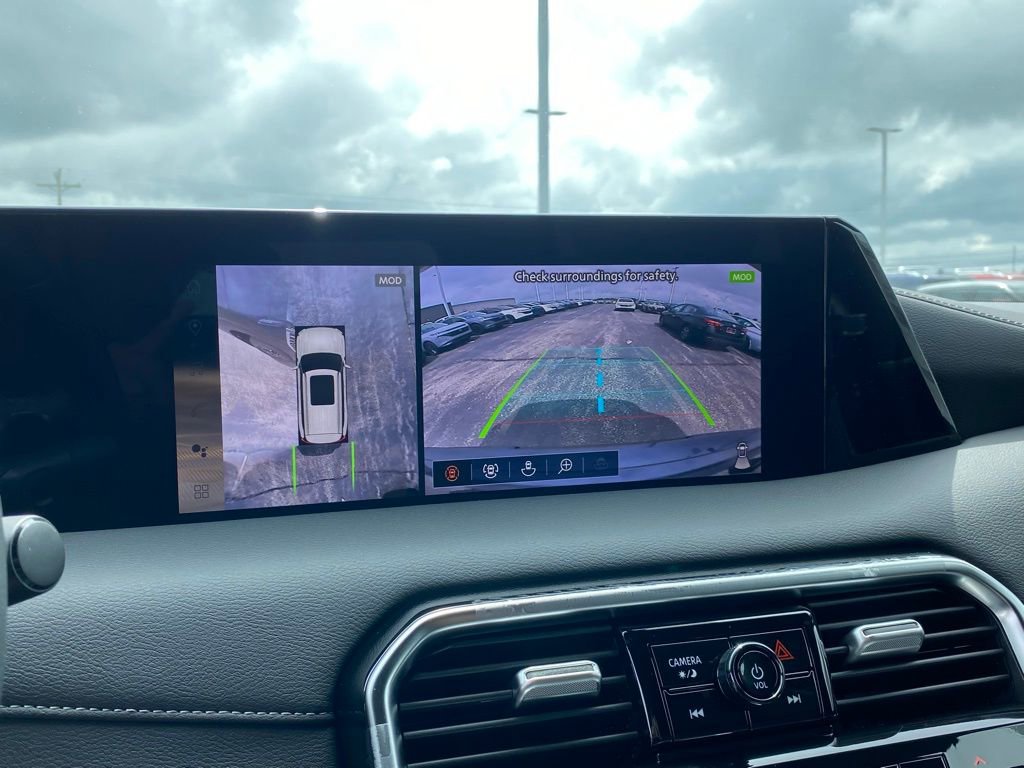 New 2025 Nissan Armada SL w/ Captain's Chari Seat Package image 27