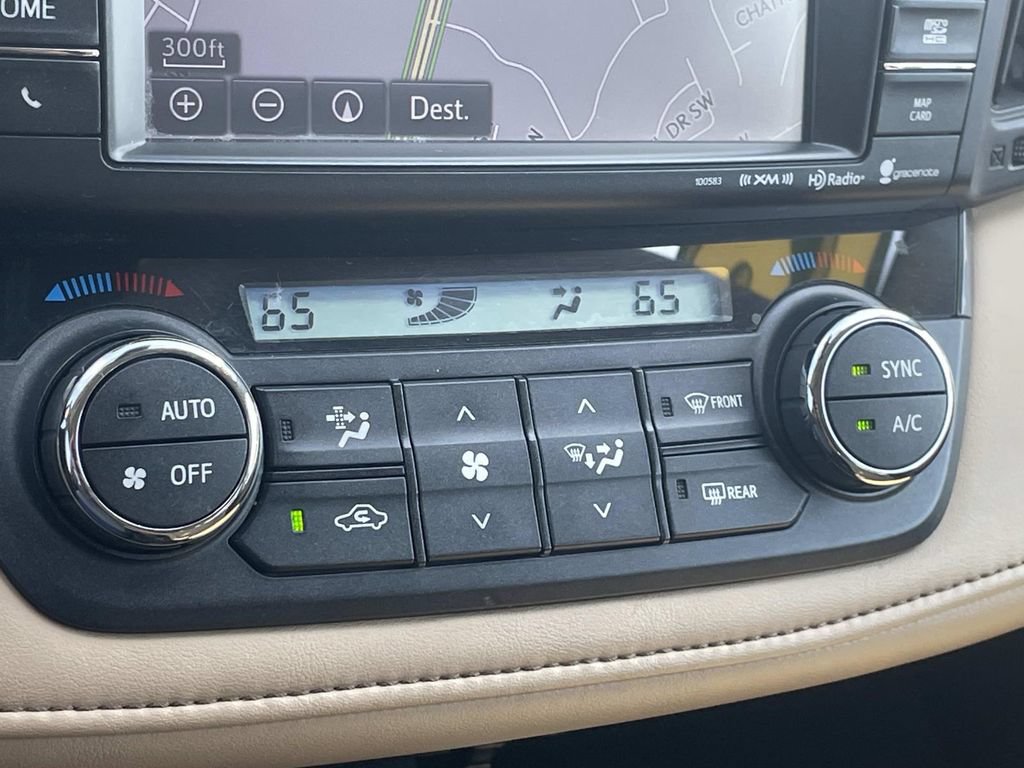 Used 2018 Toyota RAV4 XLE FWD image 22