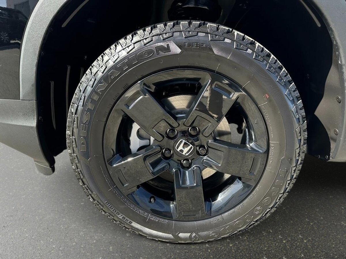New 2026 Honda Ridgeline Black Edition image 8