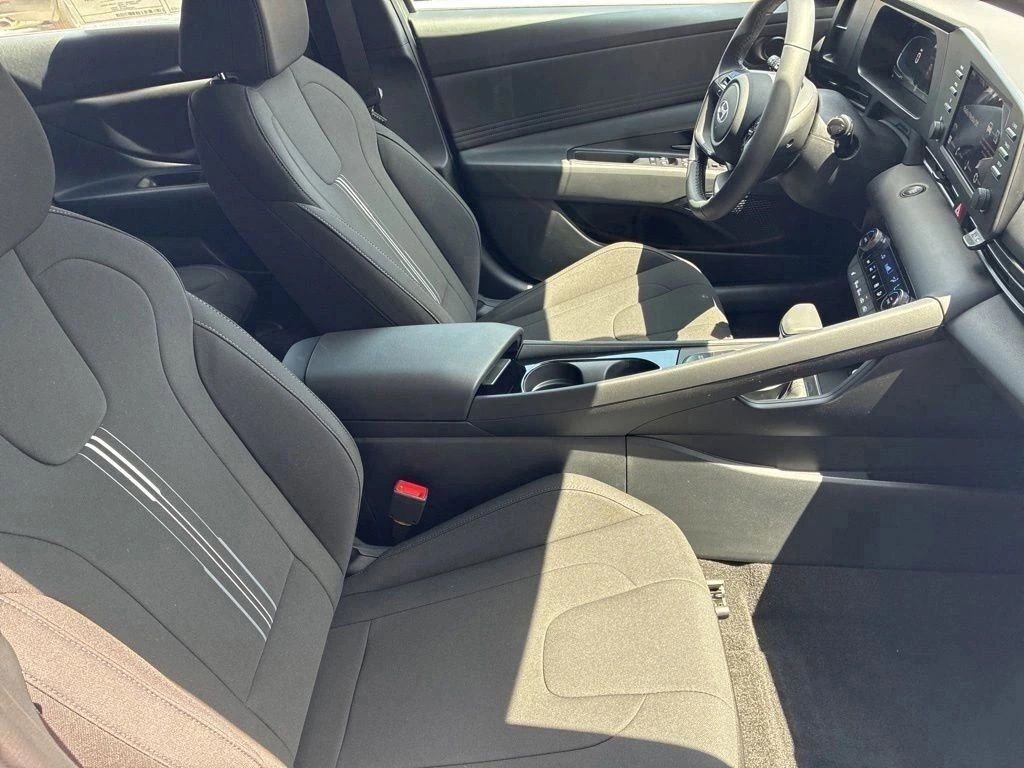 New 2026 Hyundai Elantra SEL Sport Premium FWD image 18