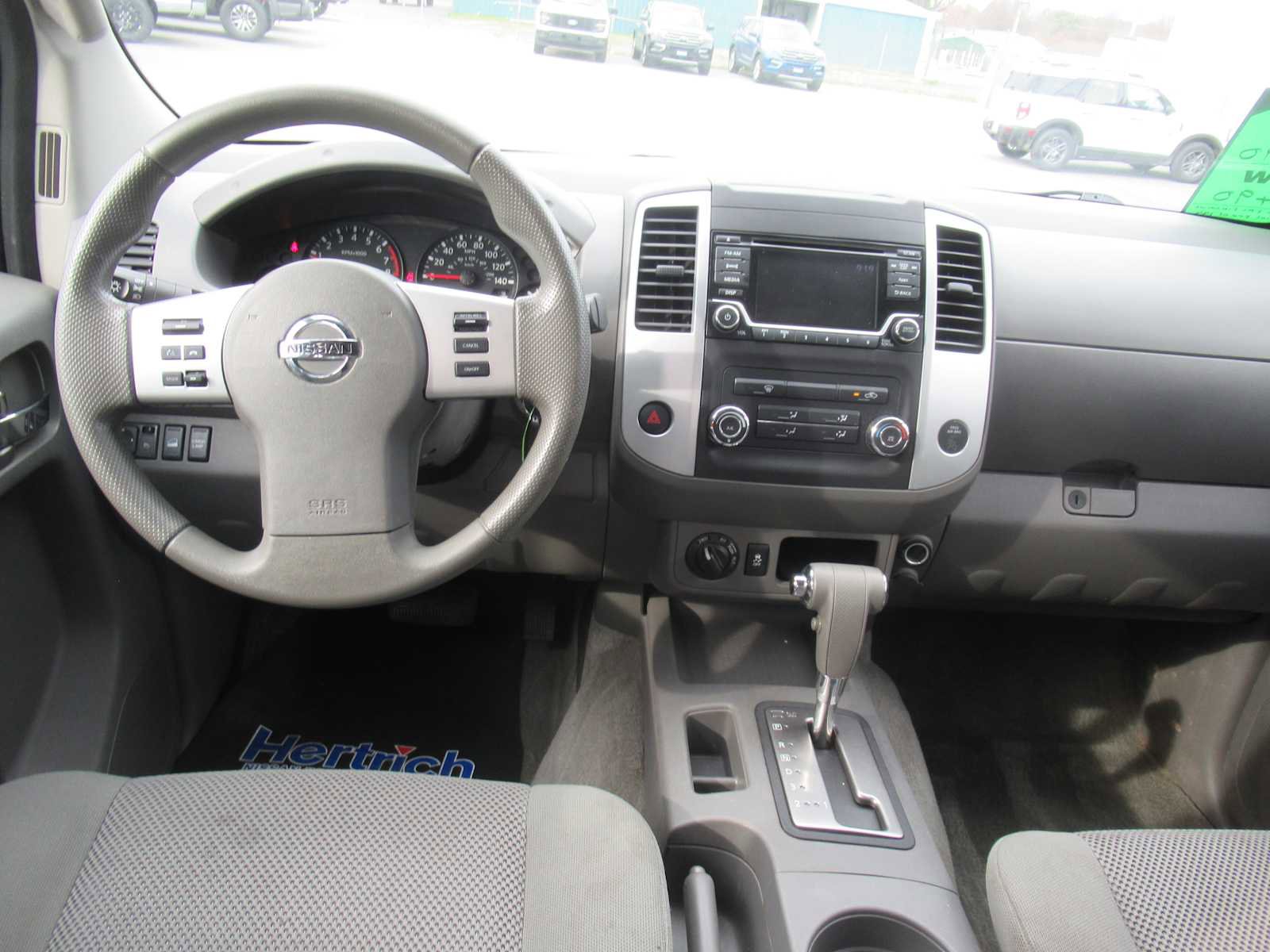 Used 2016 Nissan Frontier SV AWD/4WD image 19