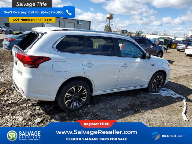 Used 2018 Mitsubishi Outlander SEL AWD/4WD image 4