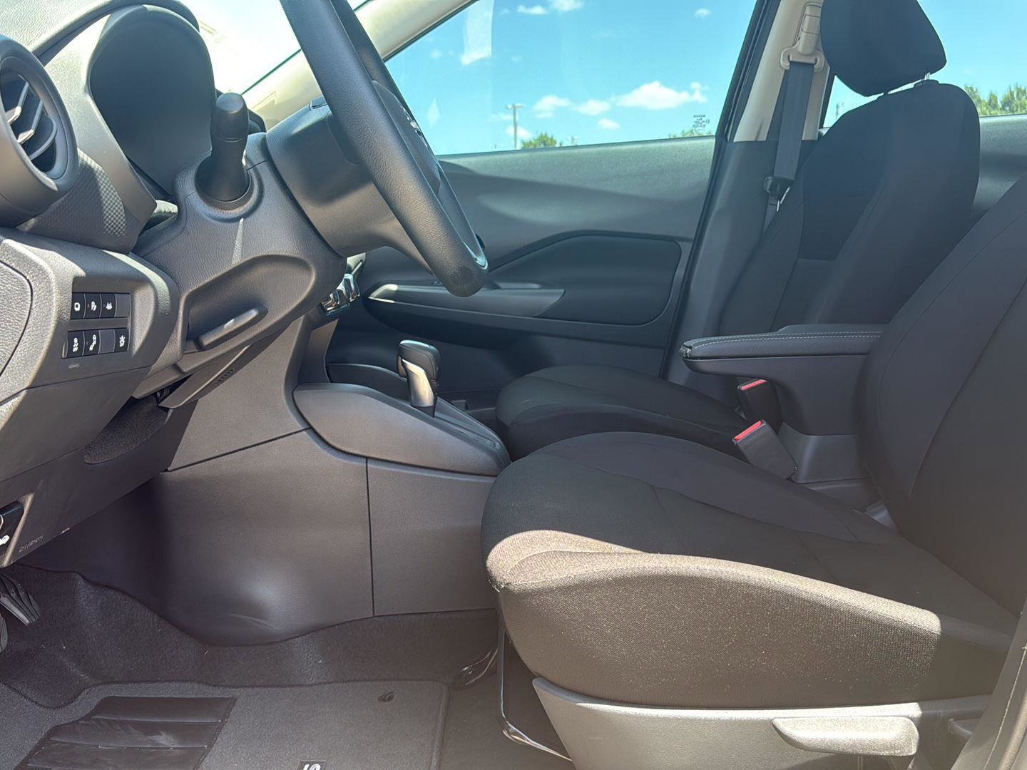 New 2025 Nissan Kicks Play S image 15