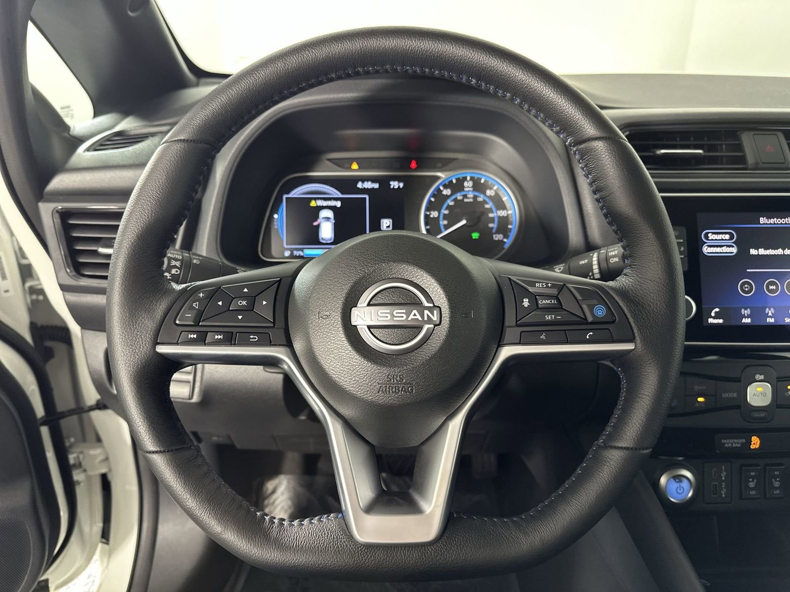 New 2025 Nissan Leaf SV Plus FWD image 14