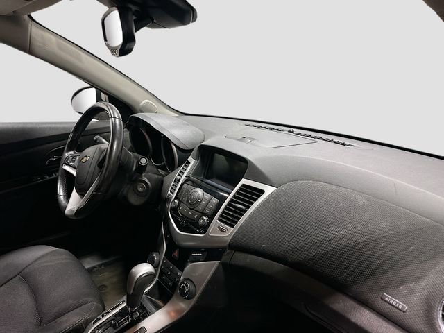 Used 2014 Chevrolet Cruze LT FWD image 25