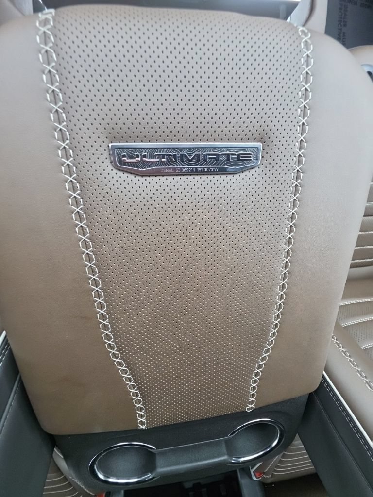 New 2026 GMC Yukon Denali Ultimate AWD/4WD image 35