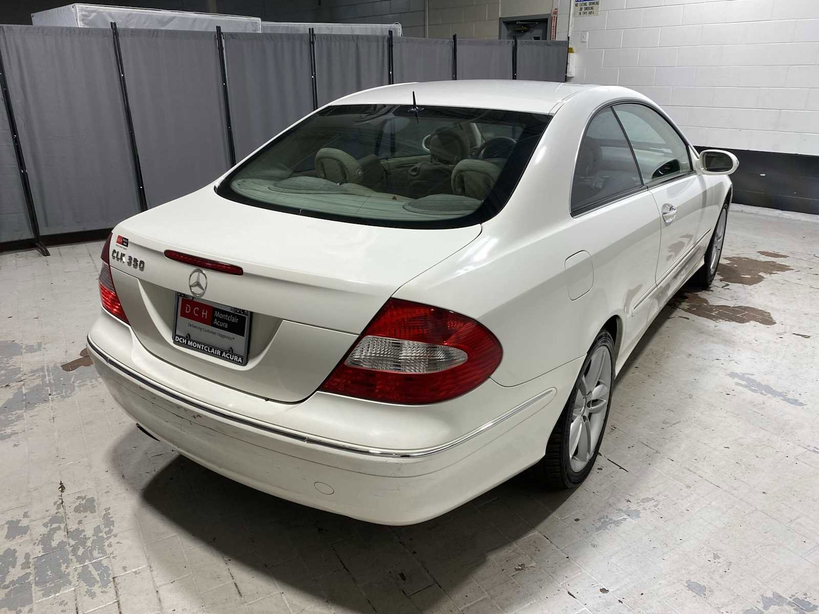 Used 2006 Mercedes-Benz CLK 350 Coupe image 26