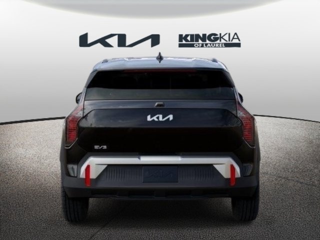 New 2027 Kia EV3 Wind FWD image 5