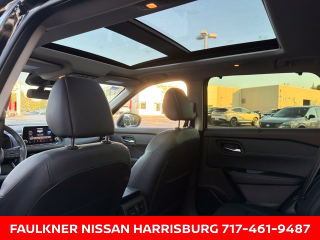 Certified 2023 Nissan Rogue SV w/ SV Premium B Package AWD/4WD image 18