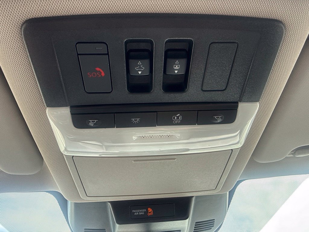 Certified 2025 Nissan Rogue SV w/ SV Premium Package AWD/4WD image 18