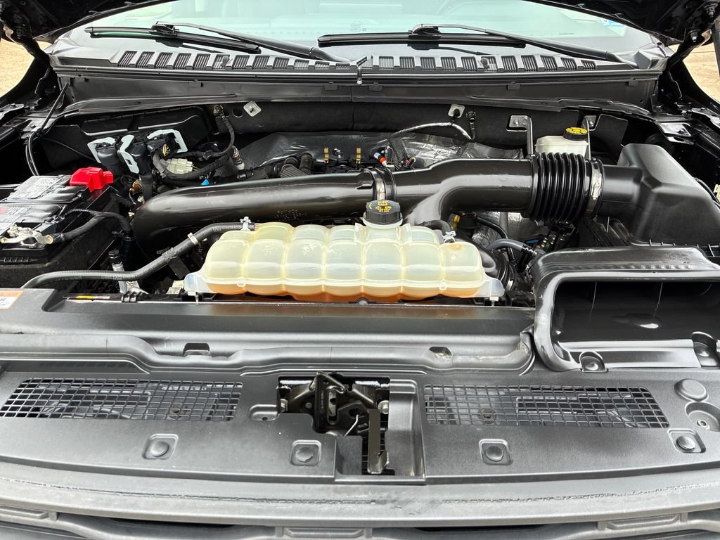 Used 2024 Ford Expedition XLT AWD/4WD image 22