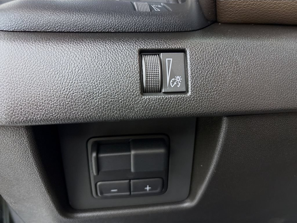 Certified 2025 GMC Canyon Denali AWD/4WD image 12