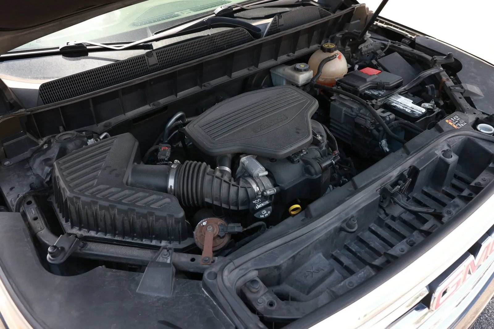 Used 2019 GMC Acadia SLT FWD image 46