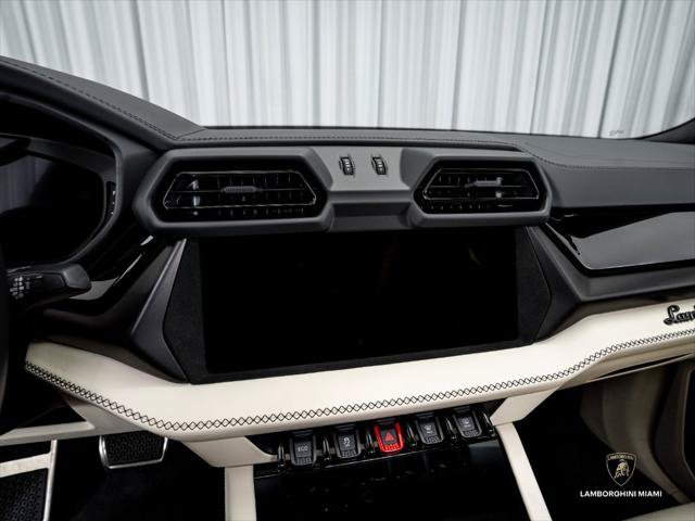 Used 2025 Lamborghini Urus S AWD/4WD image 25