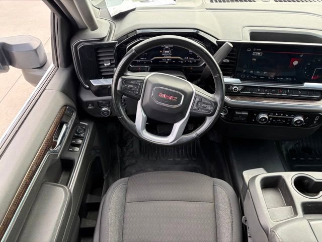Used 2024 GMC Sierra 3500 SLE w/ SLE Convenience Package image 16