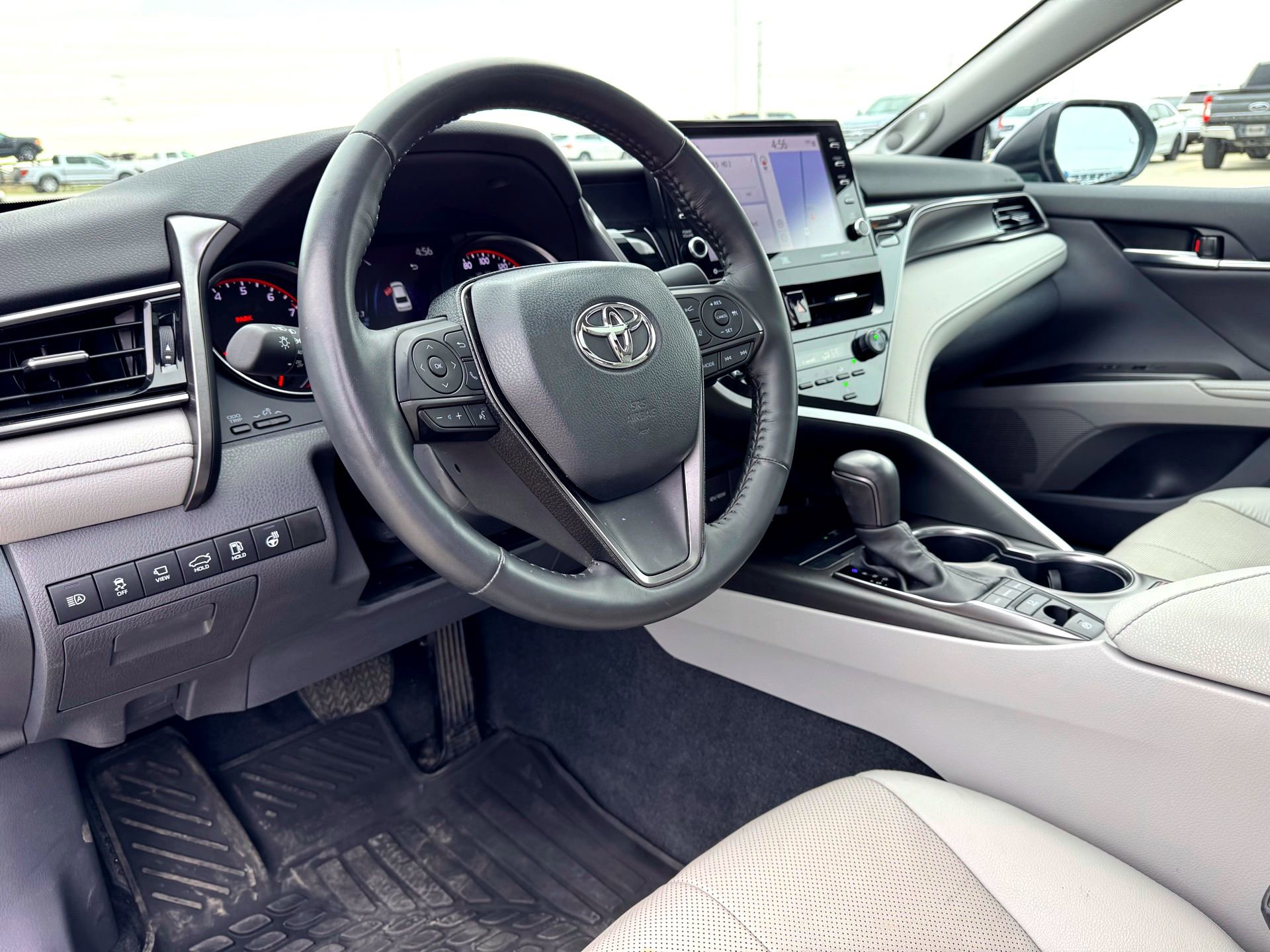 Used 2024 Toyota Camry XSE w/ Navigation Package image 11