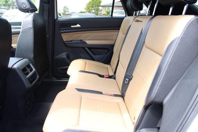 Used 2021 Volkswagen Atlas Cross Sport SE w/ Panoramic Sunroof Package AWD/4WD image 65