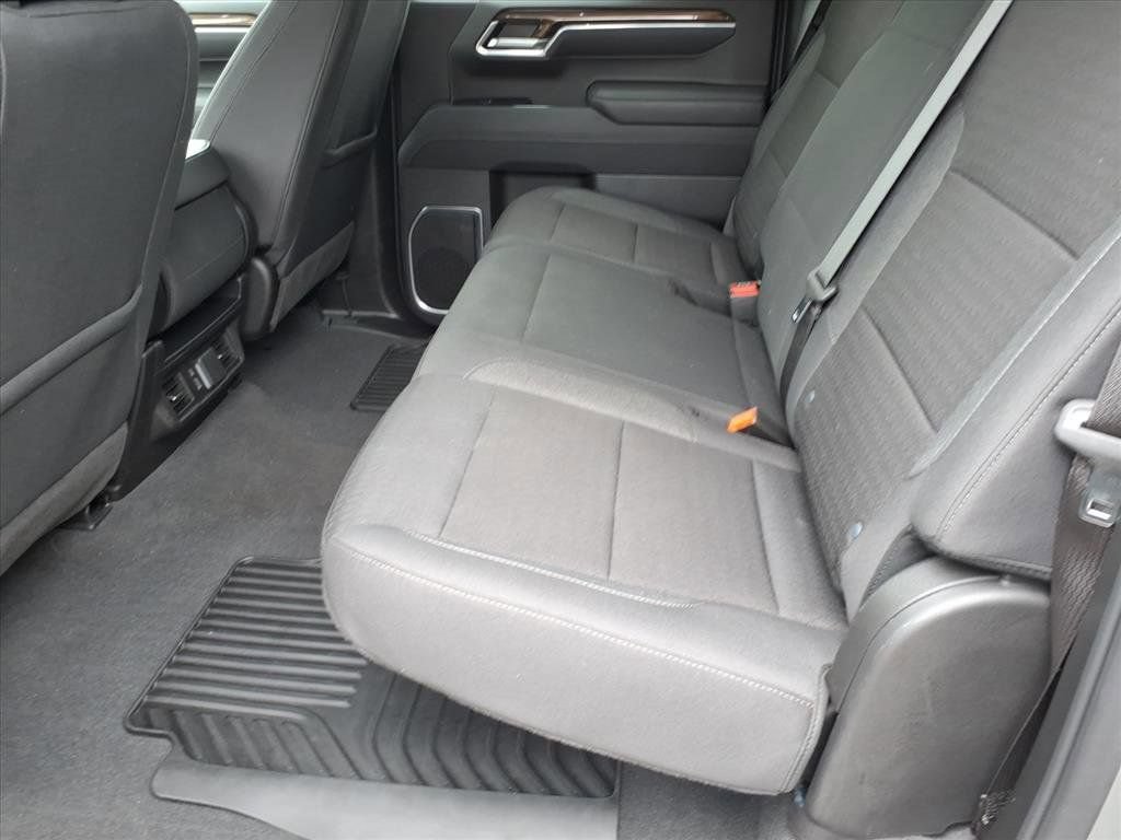 Used 2026 Chevrolet Silverado 1500 RST AWD/4WD image 12