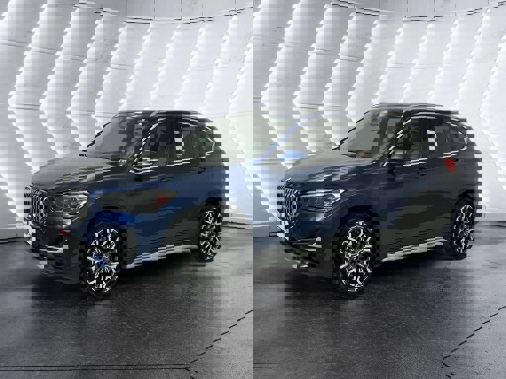 Used 2021 BMW X1 xDrive28i w/ Convenience Package image 3