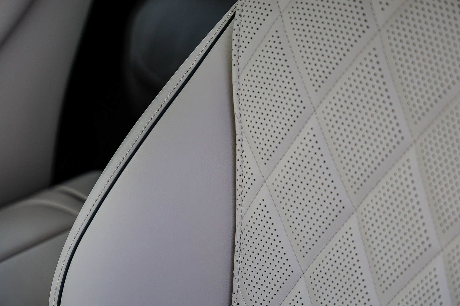 New 2026 Mercedes-Benz S 580 4MATIC Sedan image 26