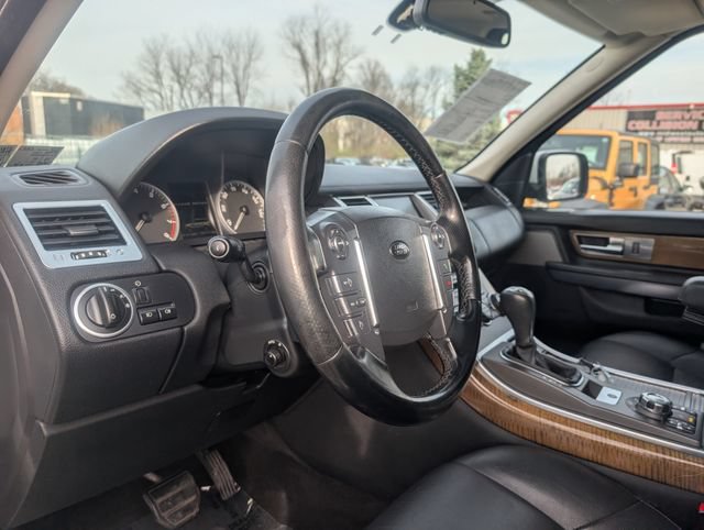 Used 2011 Land Rover Range Rover Sport HSE AWD/4WD image 8