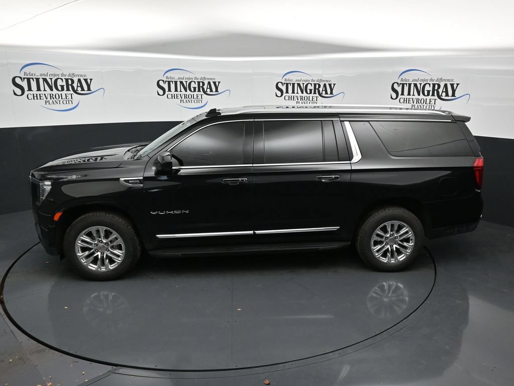 Used 2021 GMC Yukon XL SLT w/ Rear Media and Nav Package AWD/4WD image 21