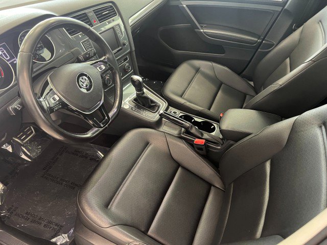 Used 2017 Volkswagen Golf SE AWD/4WD image 11