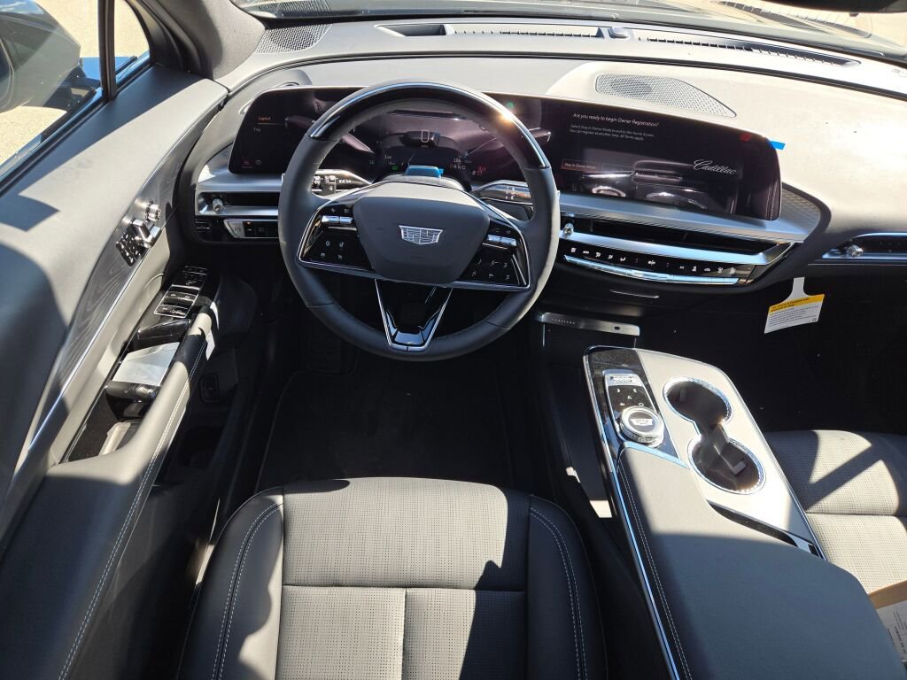 New 2026 Cadillac Lyriq Premium Luxury image 21