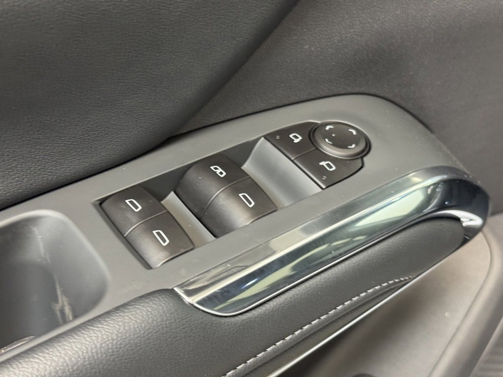 New 2026 Chevrolet Traverse LT w/ Sun and Wheel Package image 10