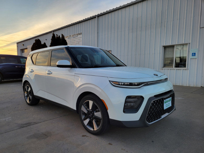 Used 2020 Kia Soul EX w/ Option Group 015 FWD image 1