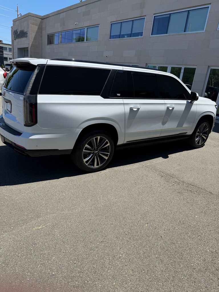 Used 2026 Cadillac Escalade ESV Sport w/ Touring Package AWD/4WD image 3