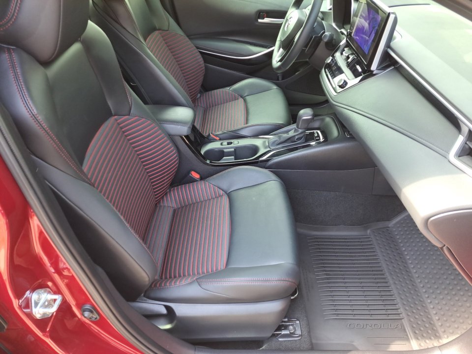 Used 2023 Toyota Corolla XSE FWD image 19