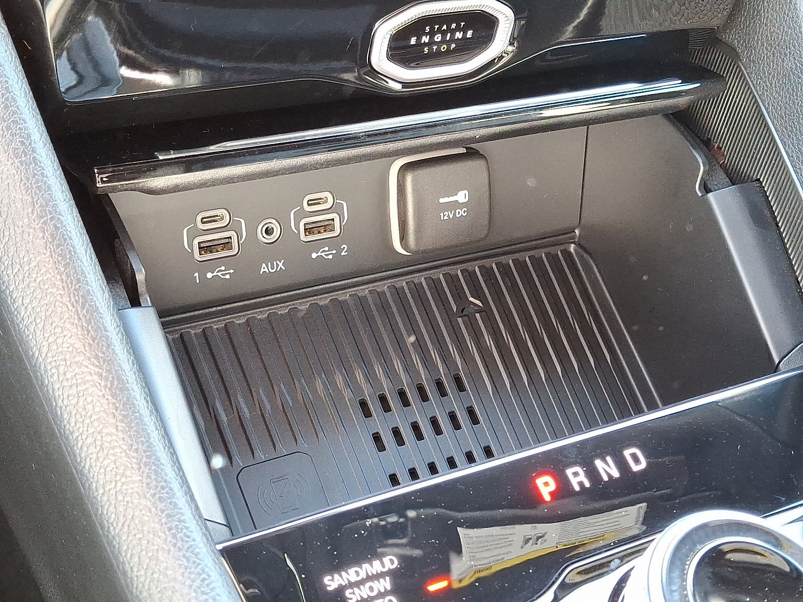 New 2026 Jeep Grand Cherokee Altitude AWD/4WD image 11