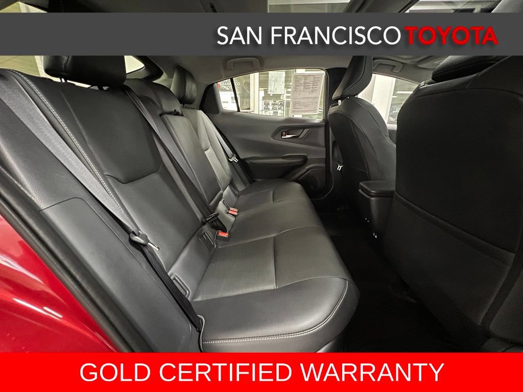 Used 2024 Toyota Prius Limited w/ Limited Premium Package FWD image 18