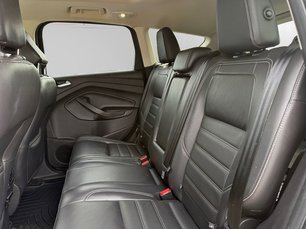 Used 2018 Ford Escape Titanium w/ Ford Safe & Smart Package AWD/4WD image 13