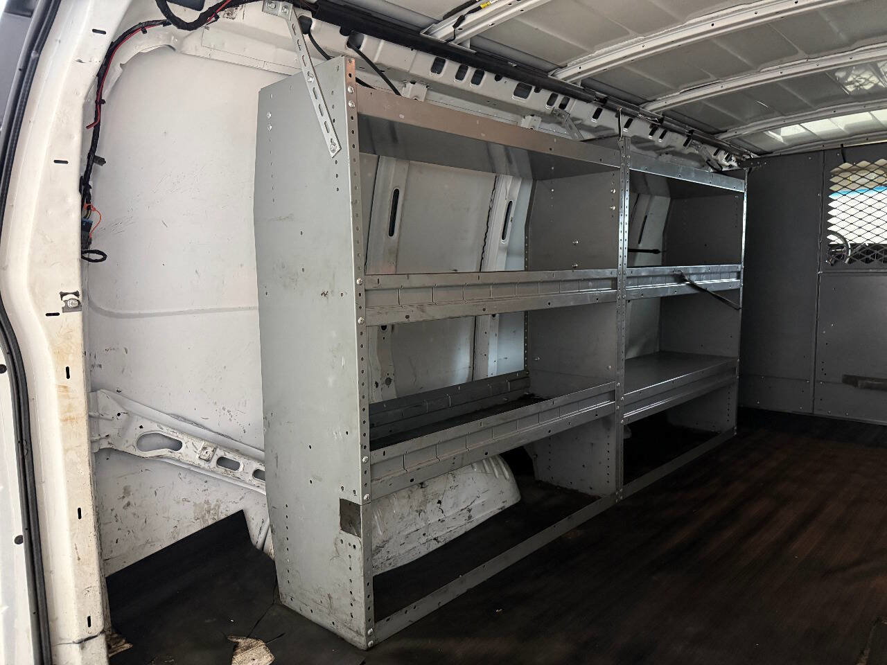 Used 2014 Chevrolet Express 3500 Extended RWD image 67