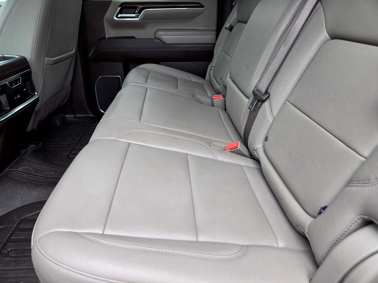 Certified 2024 GMC Sierra 1500 SLT AWD/4WD image 29