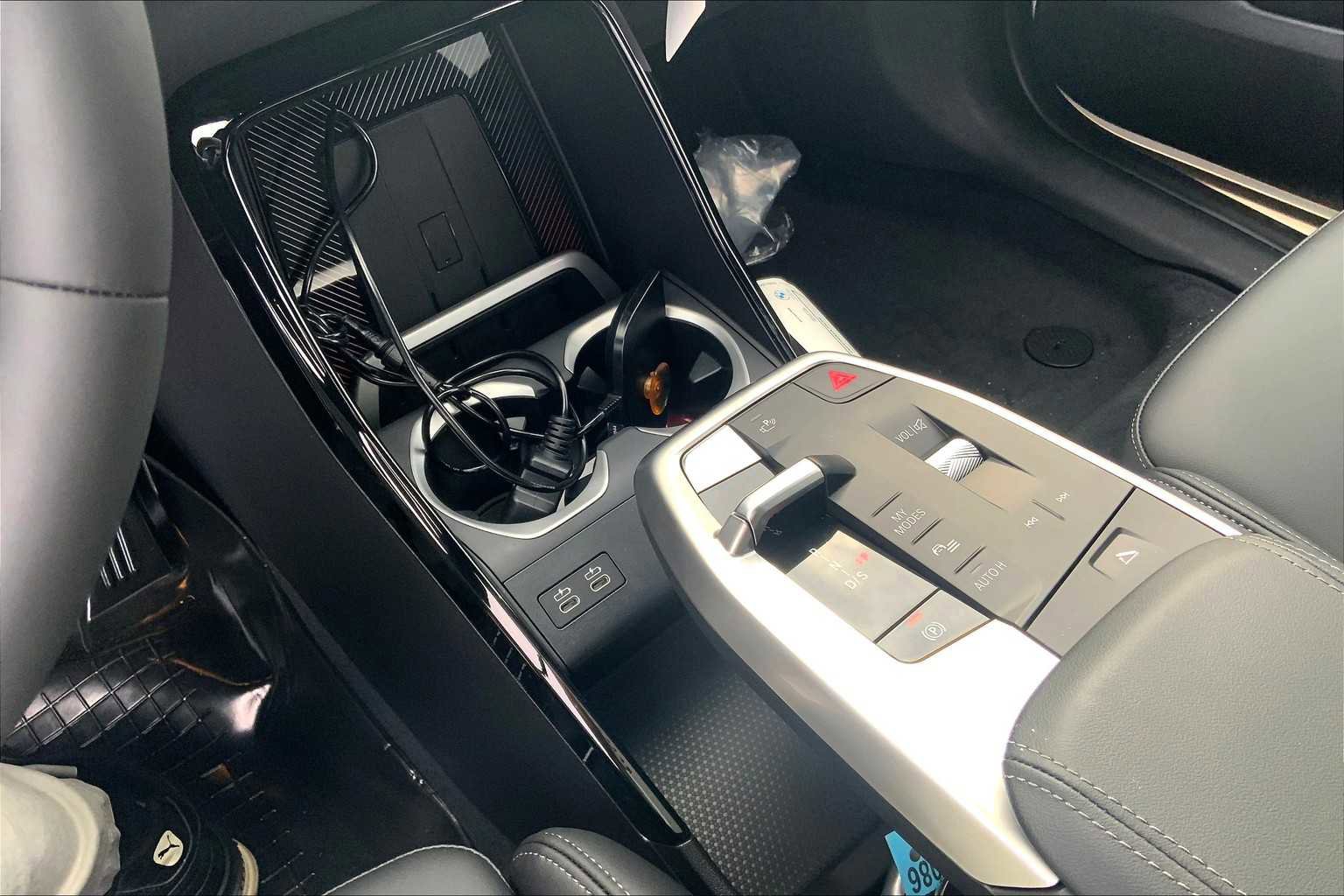 Used 2026 BMW X1 M35i w/ Technology Package image 7