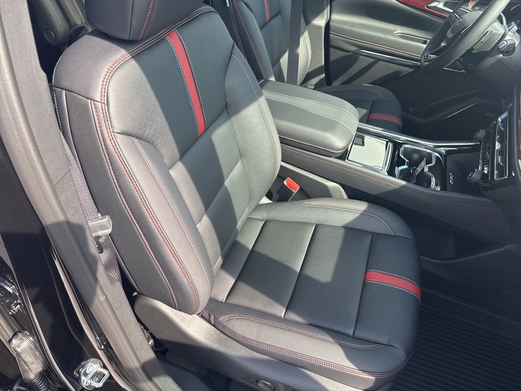 New 2026 Chevrolet Traverse RS image 45