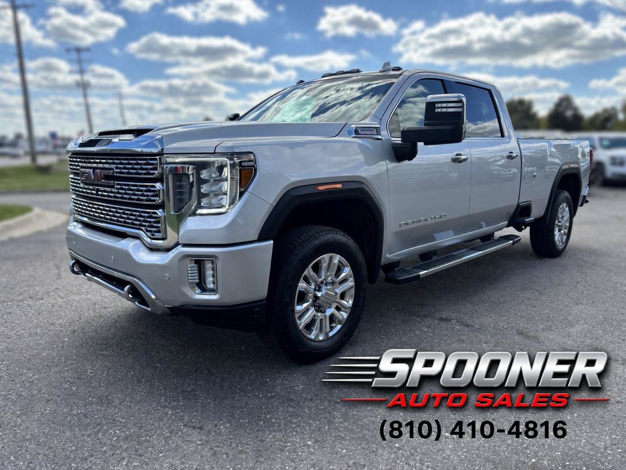 Used 2023 GMC Sierra 2500 Denali AWD/4WD image 1