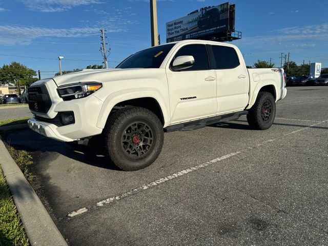 Certified 2022 Toyota Tacoma TRD Sport w/ TRD Premium Sport Package AWD/4WD image 2