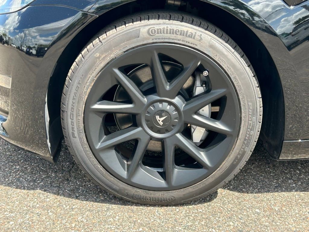 Used 2023 Tesla Model 3 Standard Range image 31