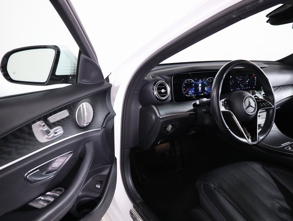 Certified 2022 Mercedes-Benz E 450 4MATIC Sedan image 32