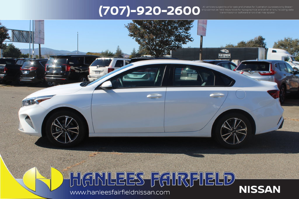 Used 2023 Kia Forte LXS FWD image 2