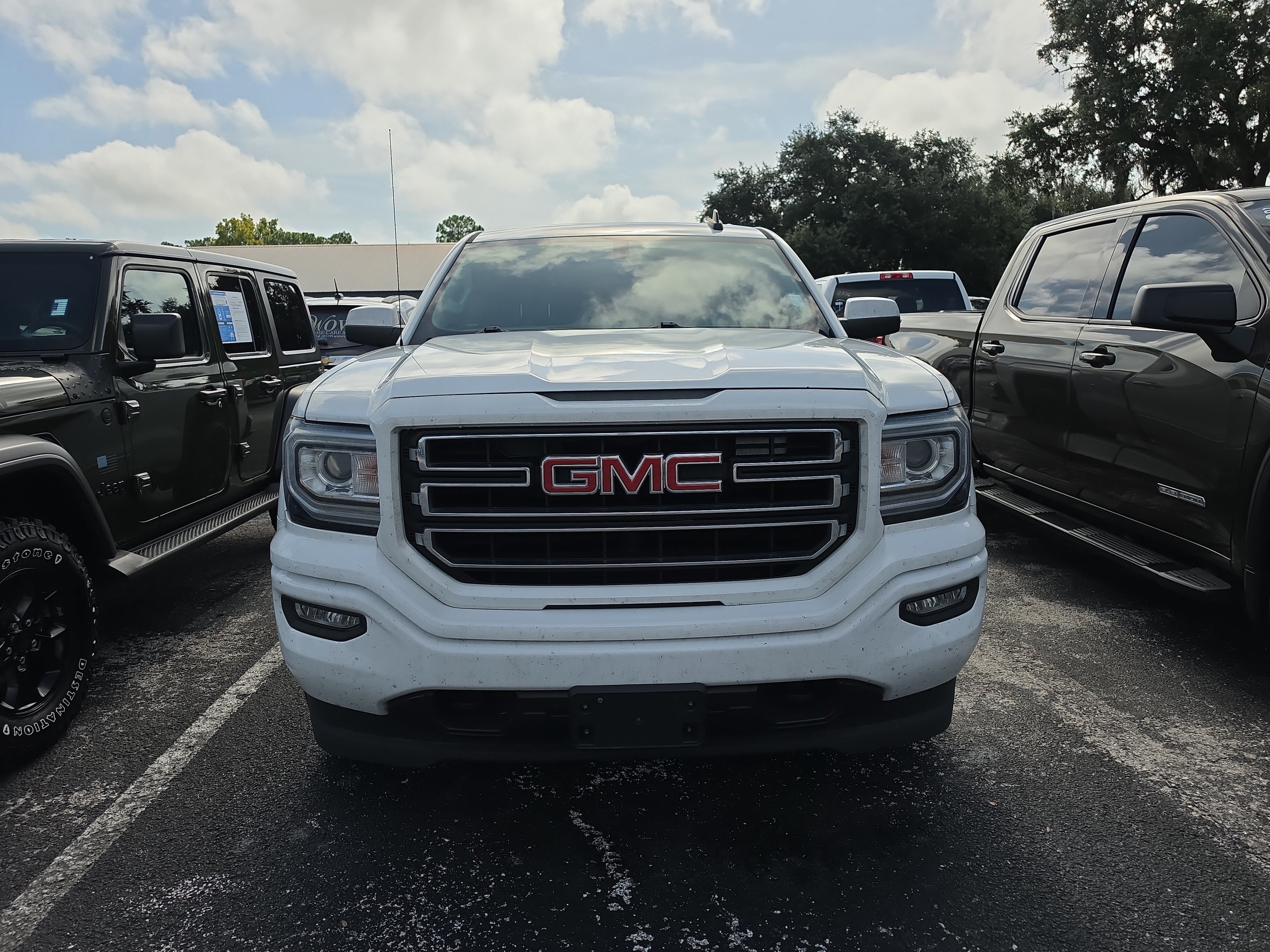 Used 2019 GMC Sierra 1500 Limited w/ Elevation Edition AWD/4WD image 8