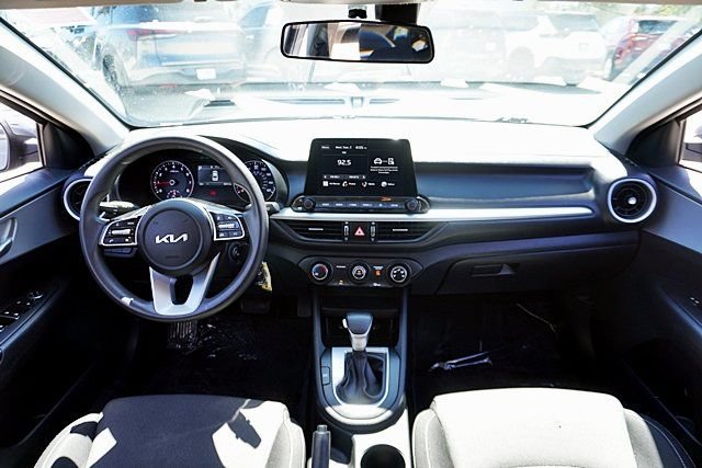 Used 2024 Kia Forte LXS FWD image 25