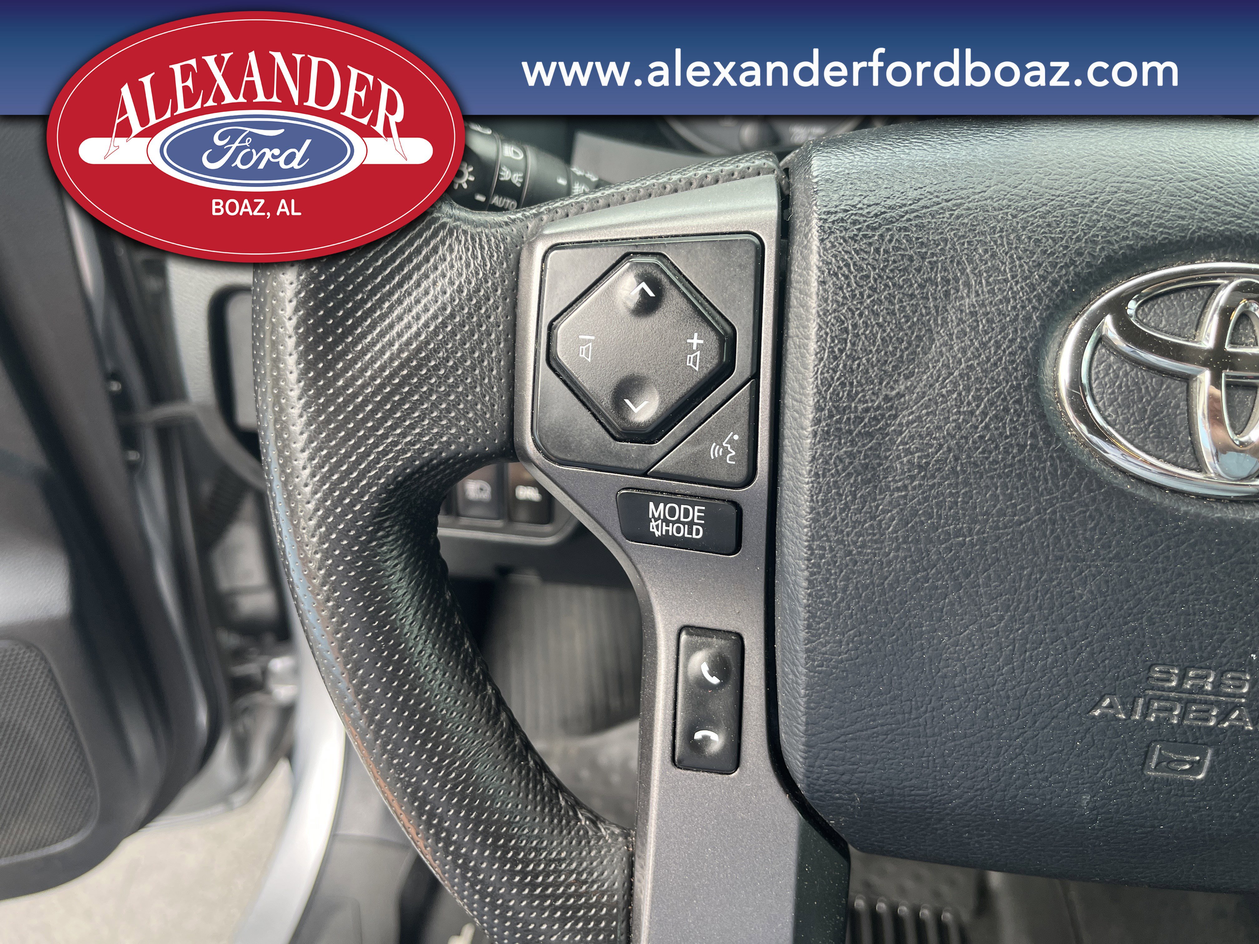 Used 2019 Toyota Tacoma TRD Sport image 24