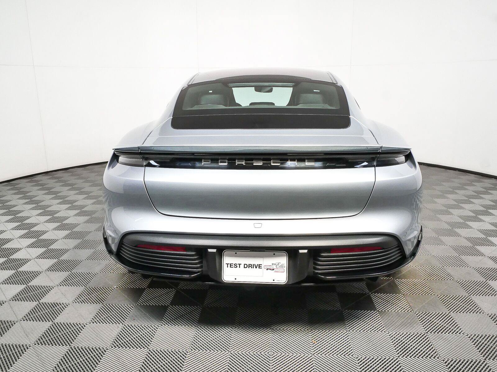 Certified 2020 Porsche Taycan Turbo AWD/4WD image 34