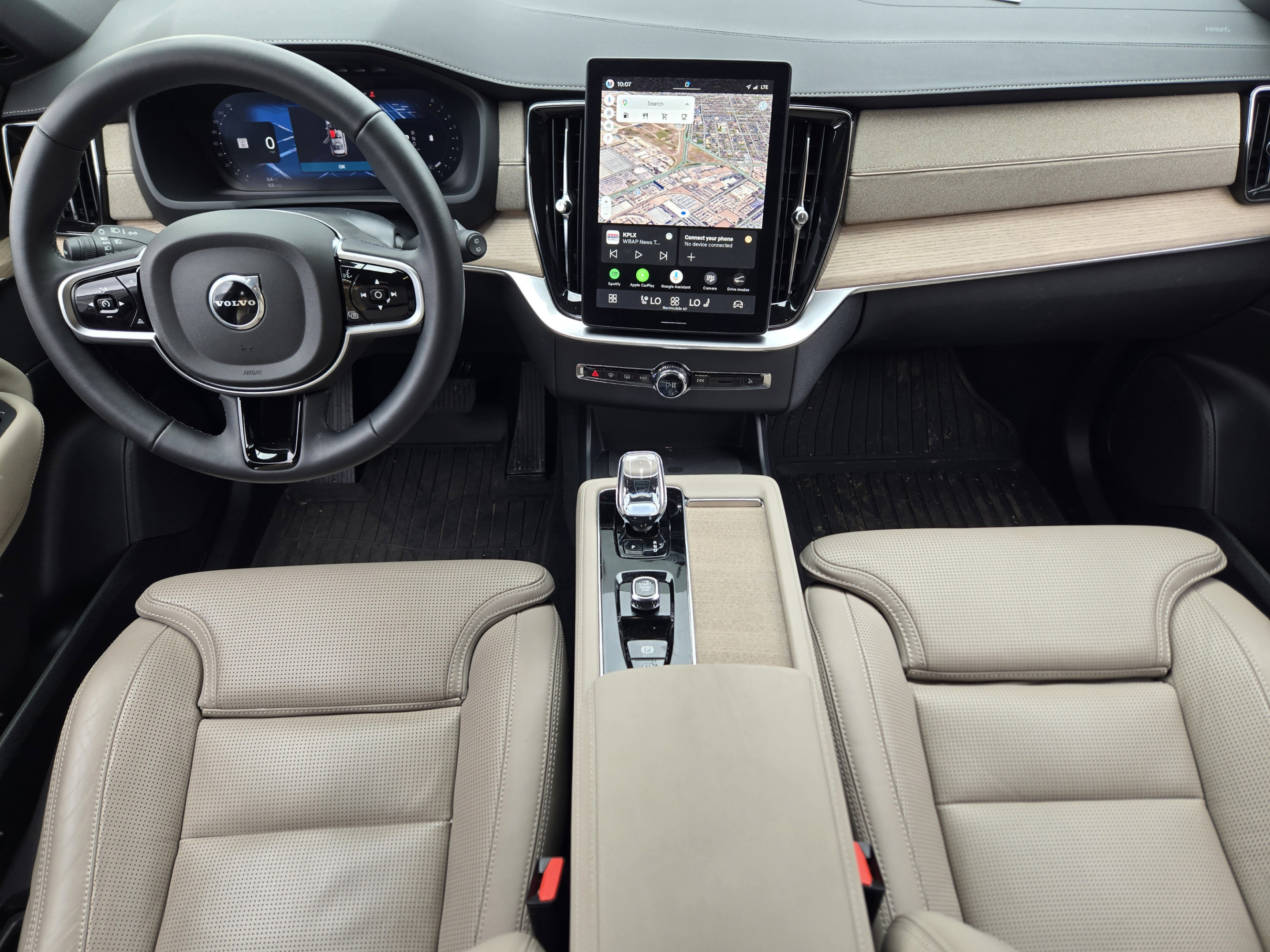 Used 2026 Volvo XC90 B6 Ultra w/ Protection Package Premier AWD/4WD image 30